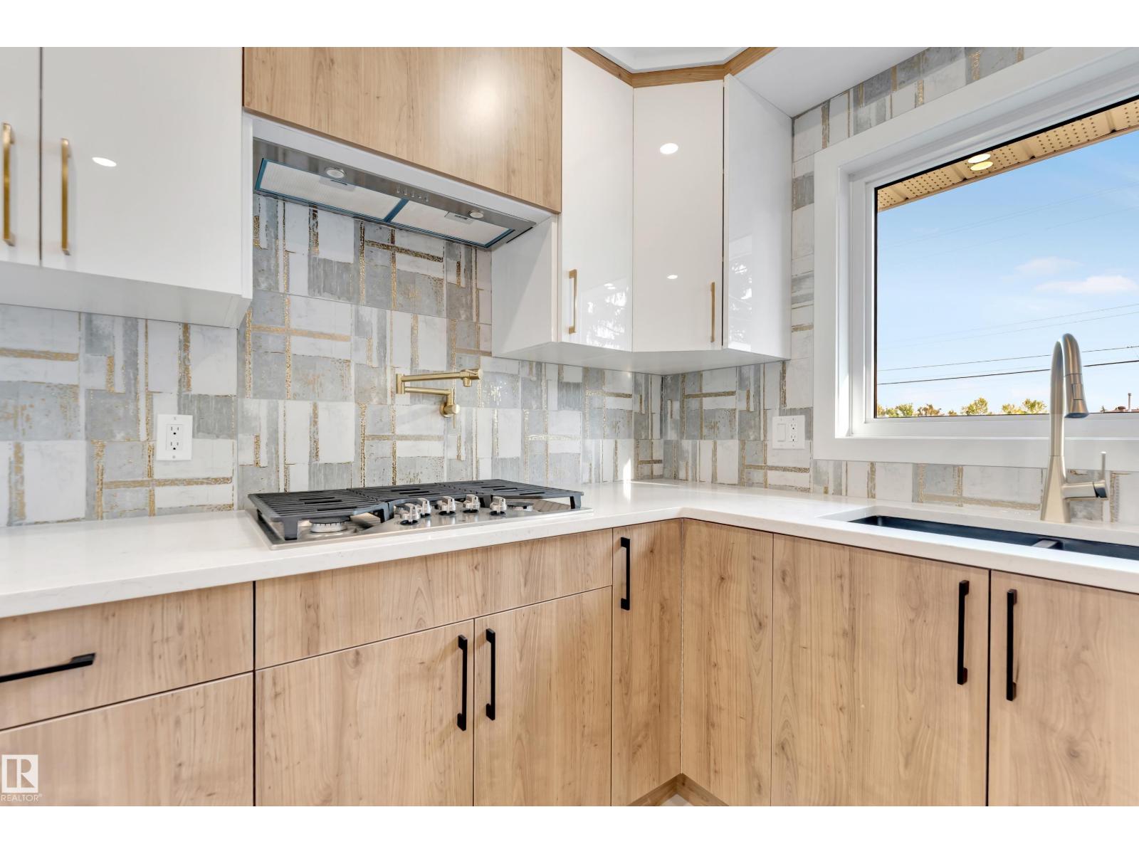 Single Family House Bungalow for Sale in   AV NW Edmonton 