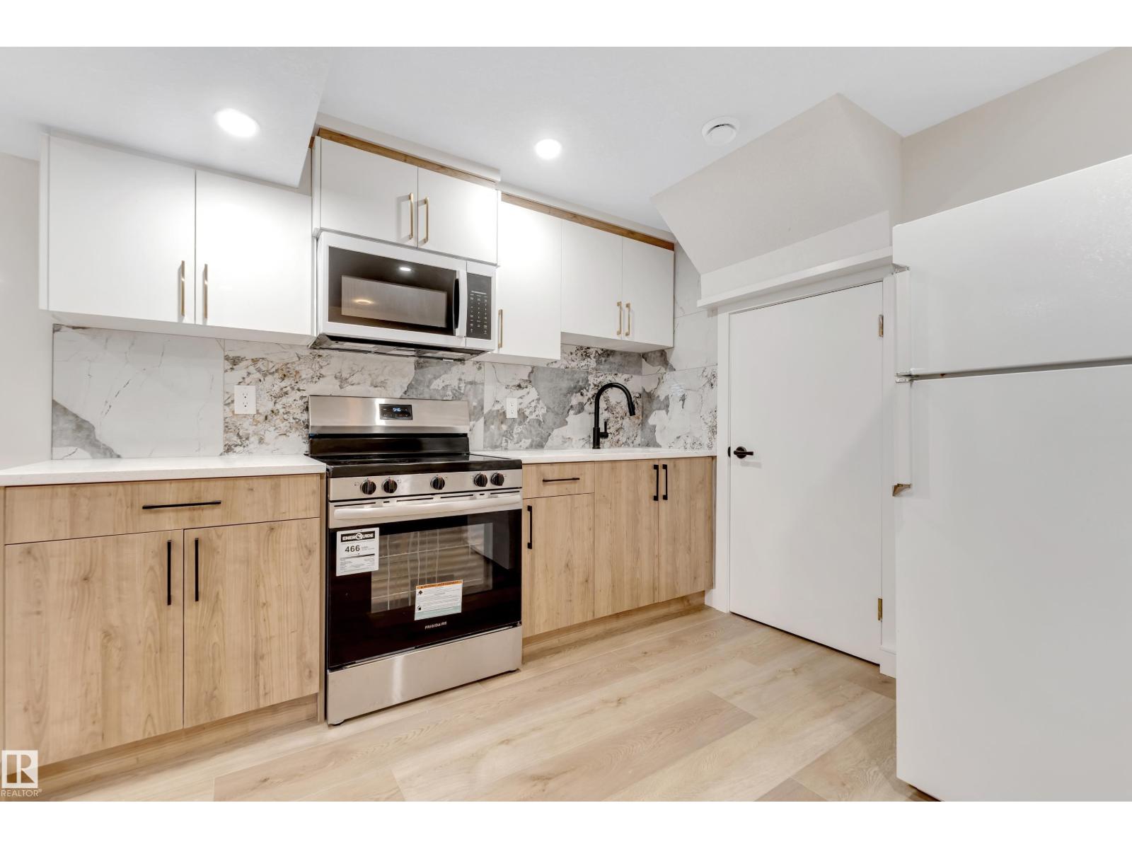 Single Family House Bungalow for Sale in   AV NW Edmonton 