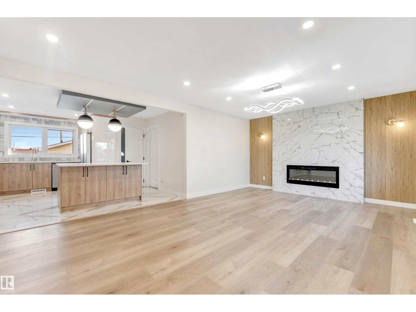 Single Family House Bungalow for Sale in   AV NW Edmonton 