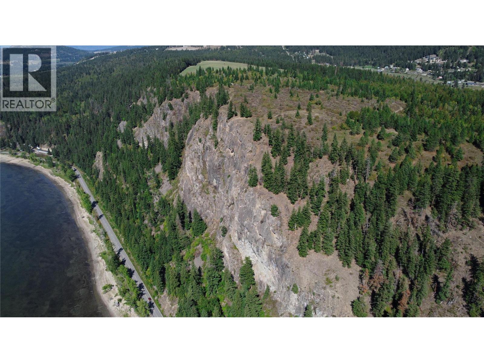 470 Sumac Road, Tappen