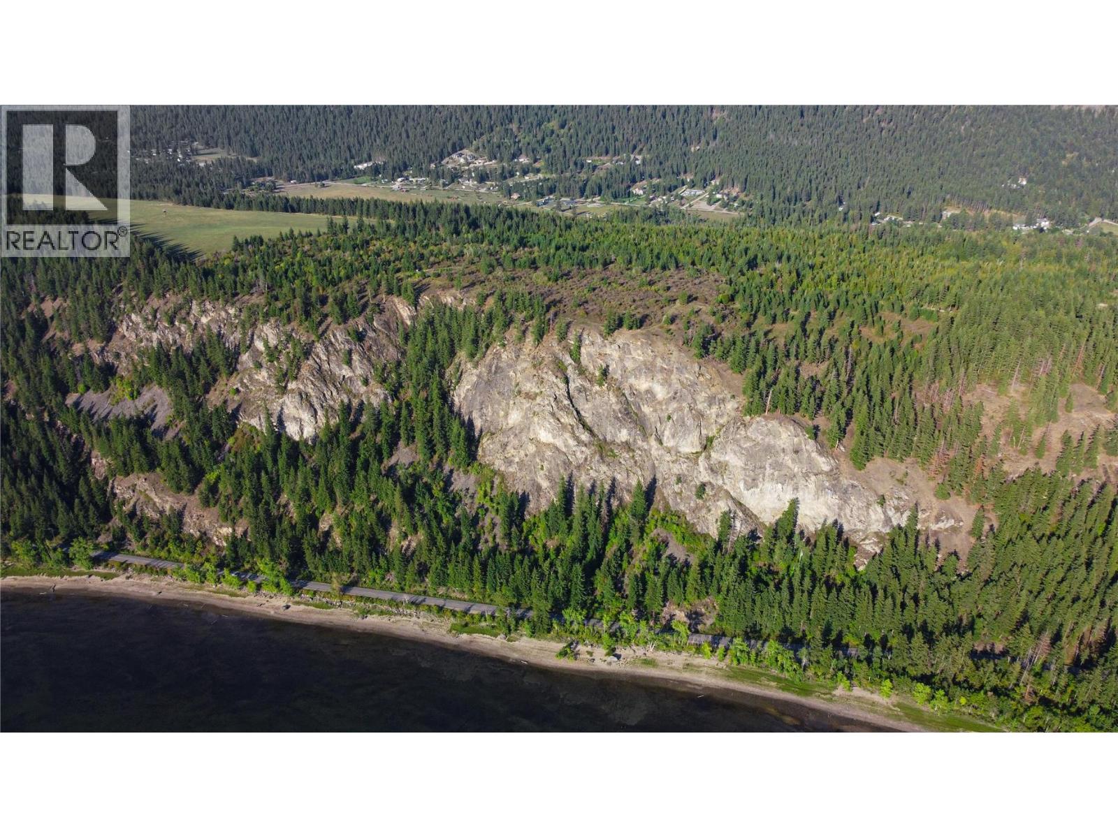 470 Sumac Road, Tappen