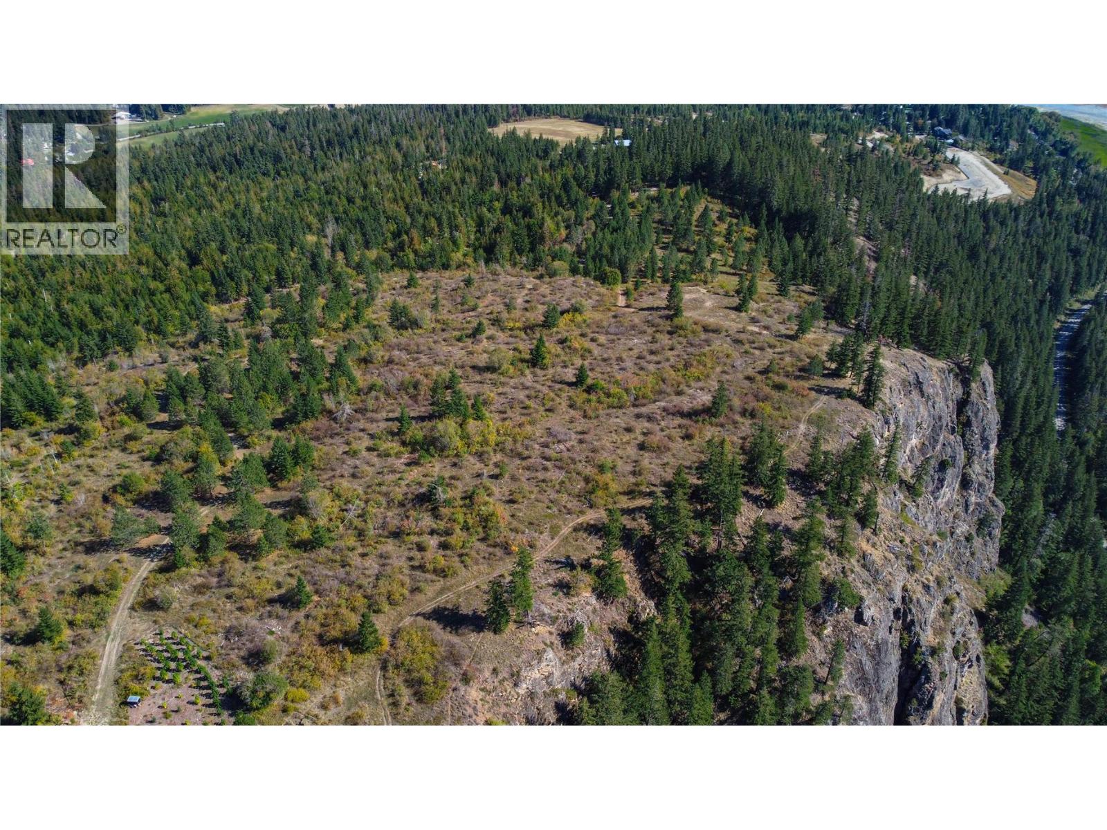 470 Sumac Road, Tappen