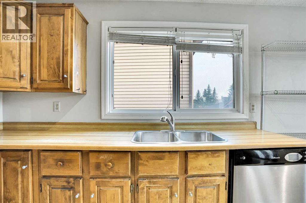 Single Family House Bungalow for Sale in  Ranchview Drive NW Ranchlands Calgary 