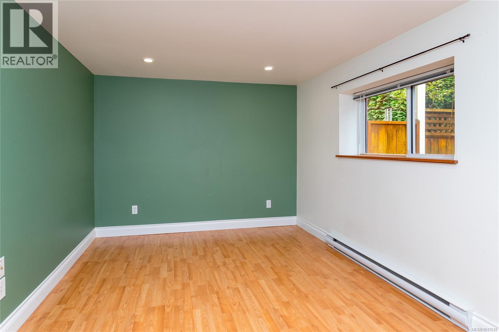 2051 Granite Street, Oak Bay