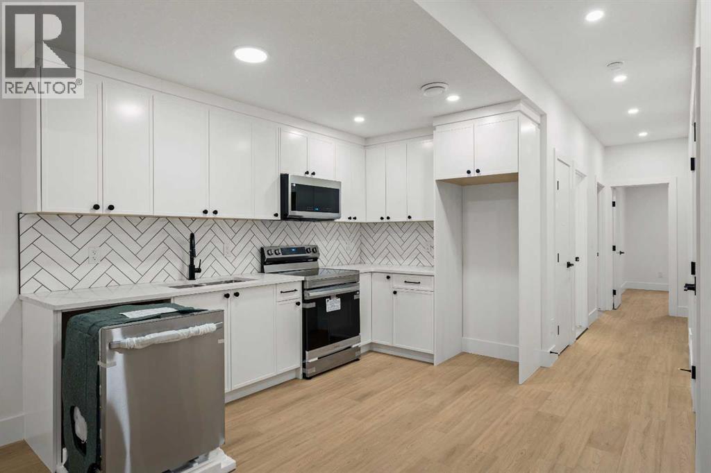 Single Family House for Sale in   Avenue NW Capitol Hill Calgary 