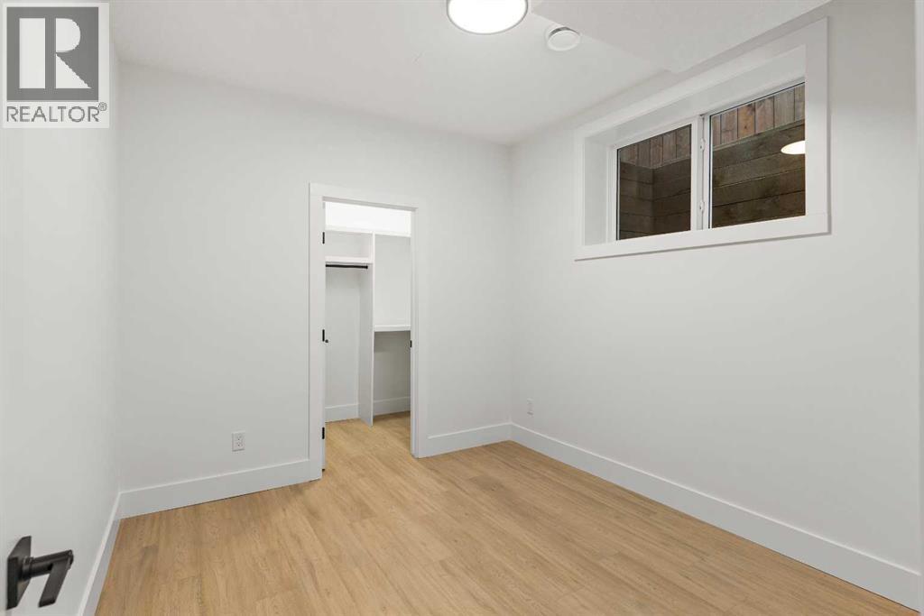 Single Family House for Sale in   Avenue NW Capitol Hill Calgary 