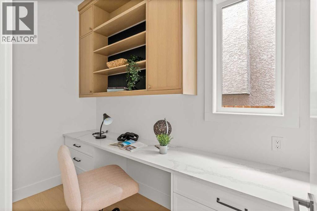 Single Family House for Sale in   Avenue NW Capitol Hill Calgary 