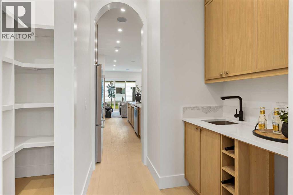 Single Family House for Sale in   Avenue NW Capitol Hill Calgary 