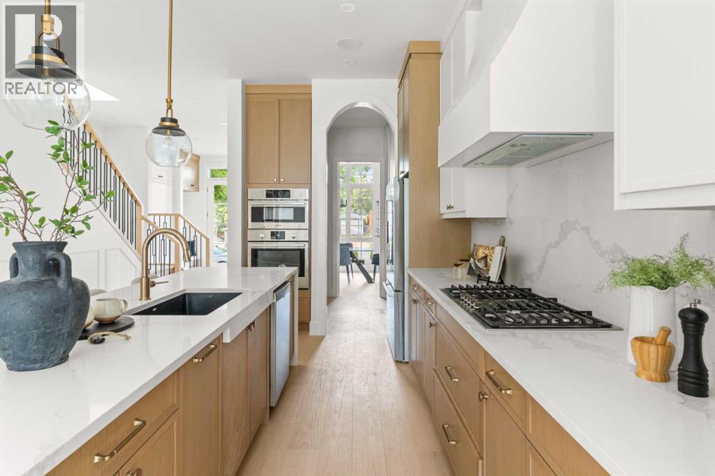 Single Family House for Sale in   Avenue NW Capitol Hill Calgary 