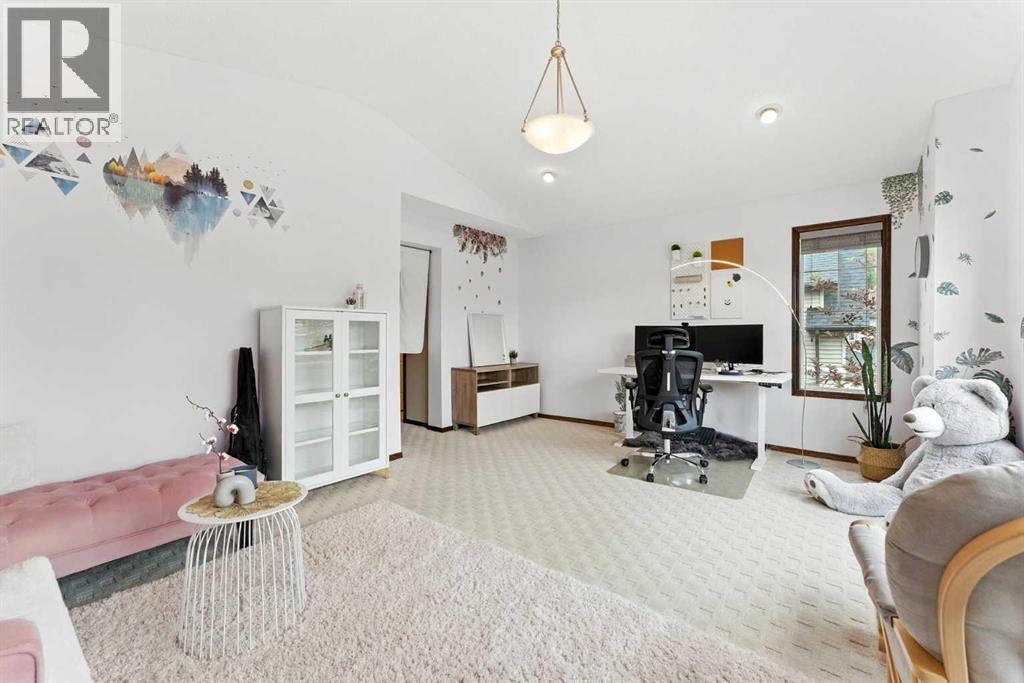 Single Family House for Sale in  Chaparral Valley Terrace SE Chaparral Calgary 