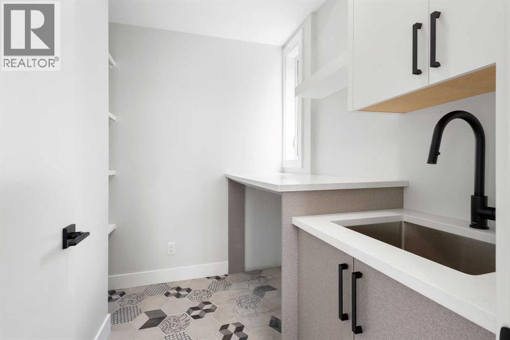 Single Family House for Sale in   Avenue NW Capitol Hill Calgary 