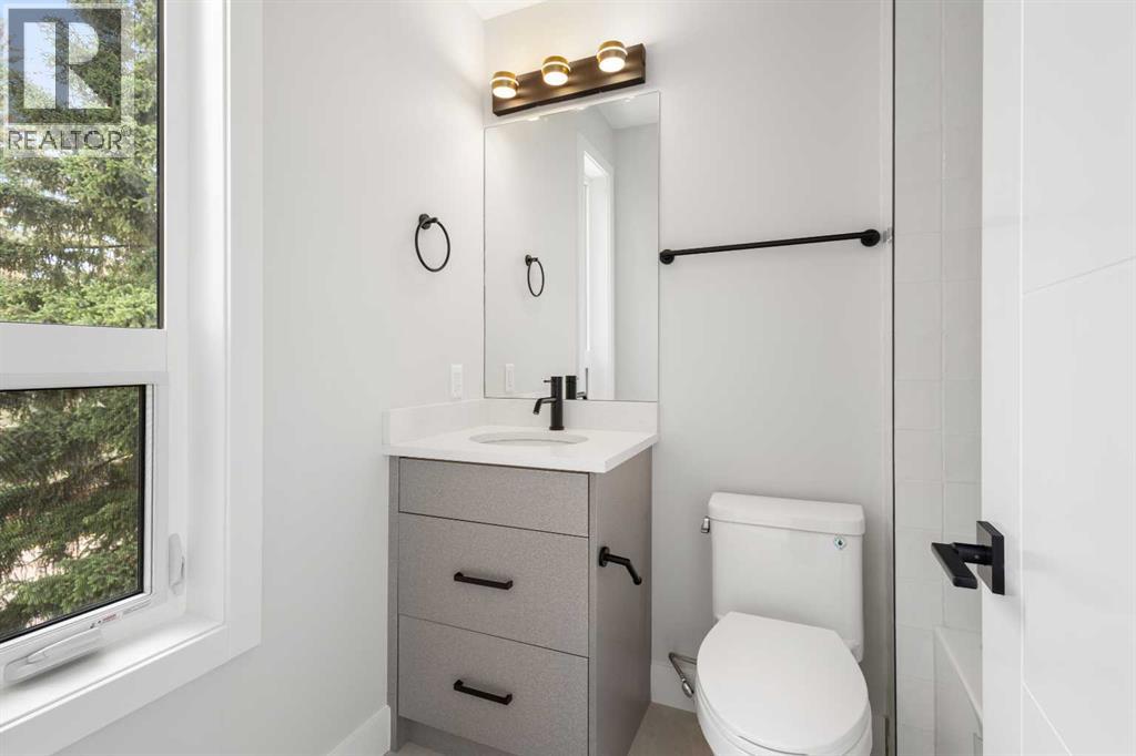 Single Family House for Sale in   Avenue NW Capitol Hill Calgary 