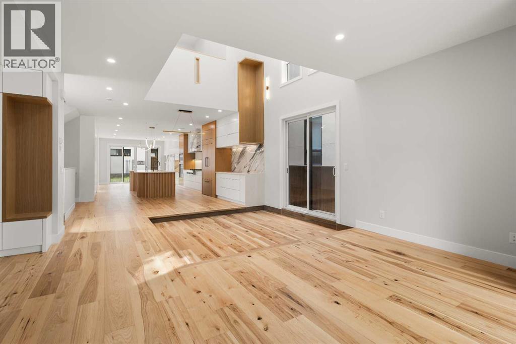 Single Family House for Sale in   Avenue NW Capitol Hill Calgary 