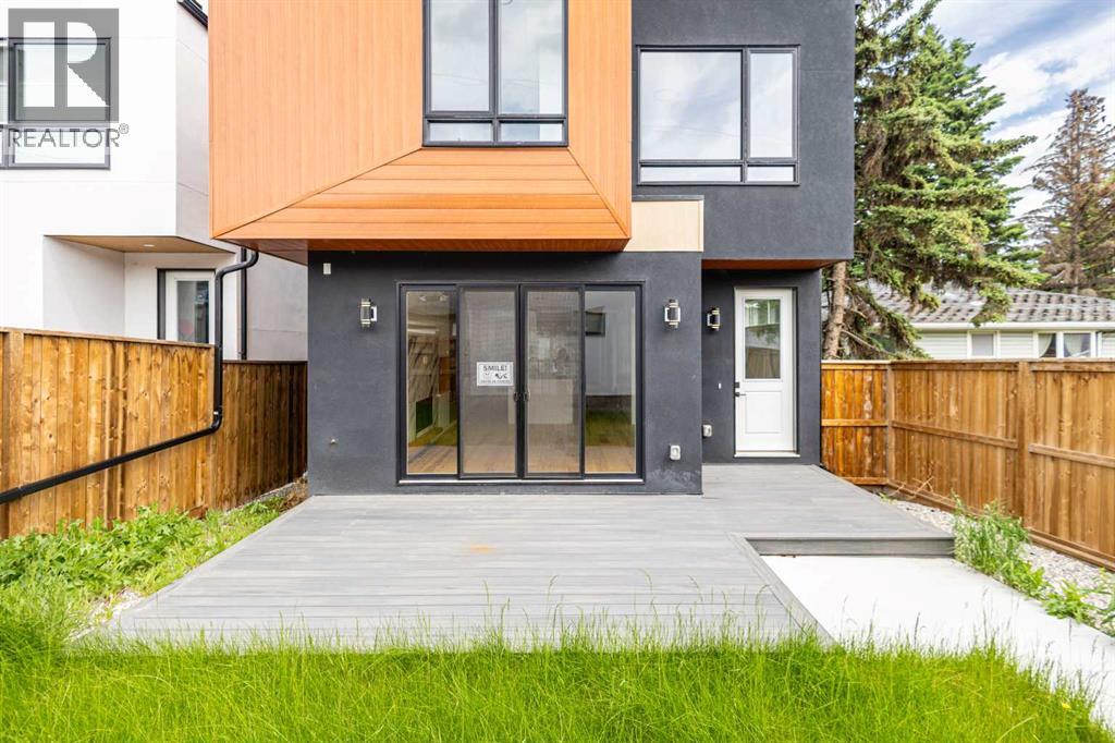 Single Family House for Sale in   Avenue NW Capitol Hill Calgary 