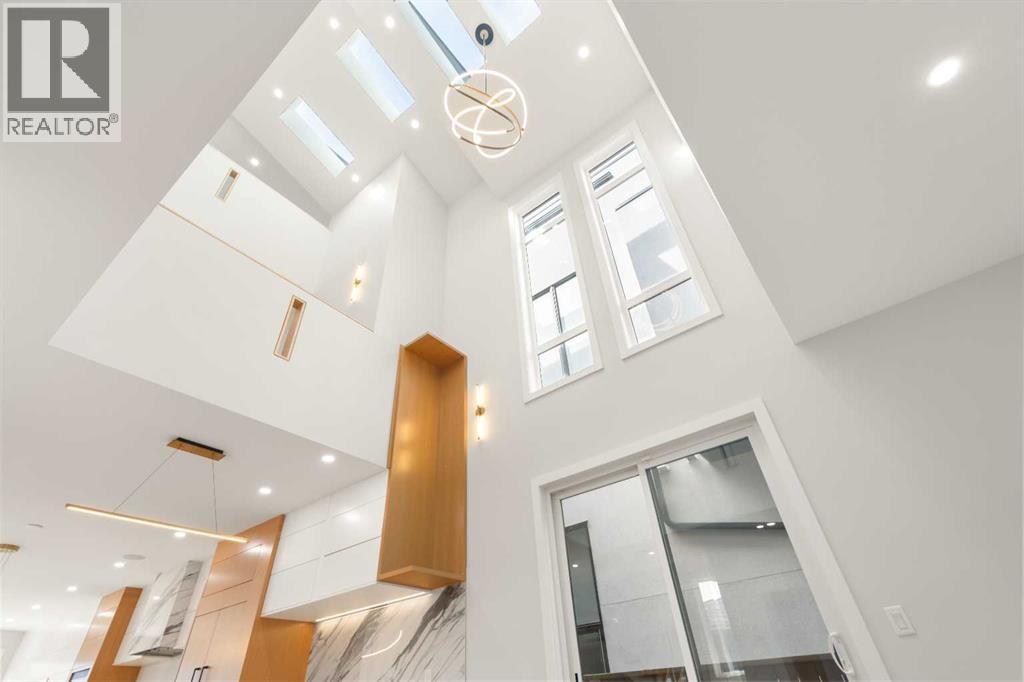 Single Family House for Sale in   Avenue NW Capitol Hill Calgary 