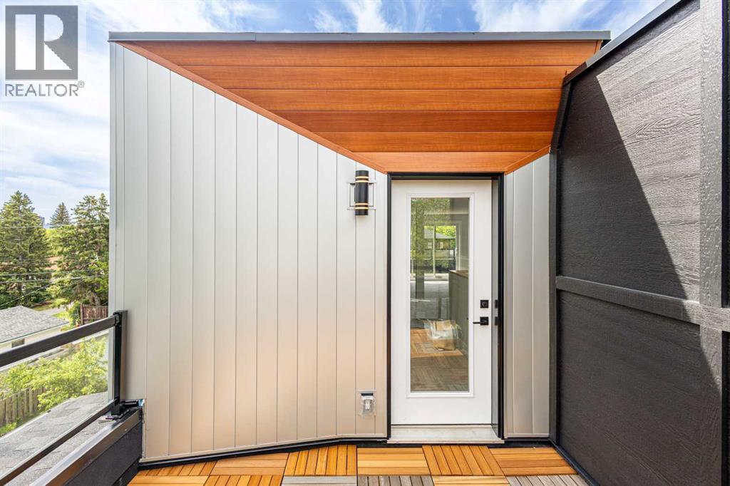 Single Family House for Sale in   Avenue NW Capitol Hill Calgary 