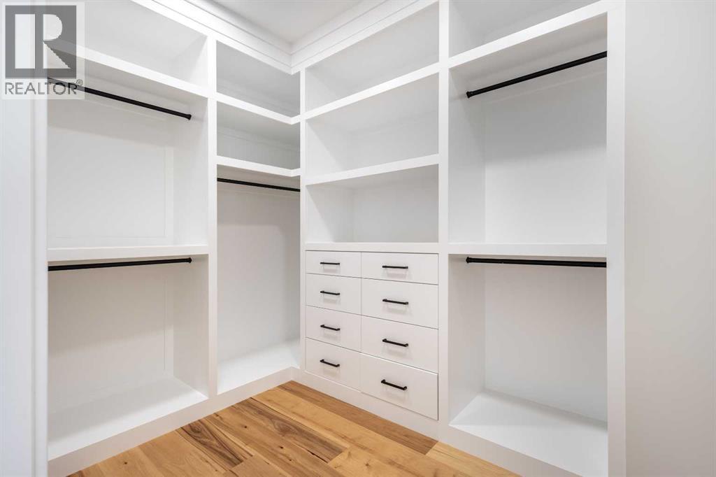 Single Family House for Sale in   Avenue NW Capitol Hill Calgary 