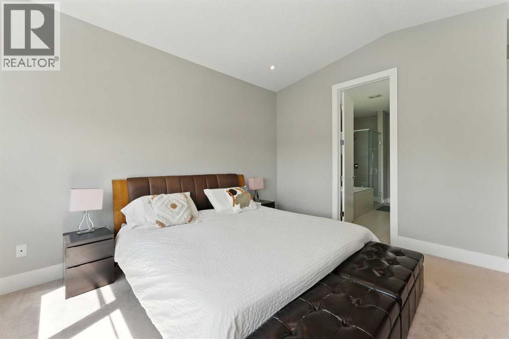 Single Family House for Sale in   Avenue NW Mount Pleasant Calgary 