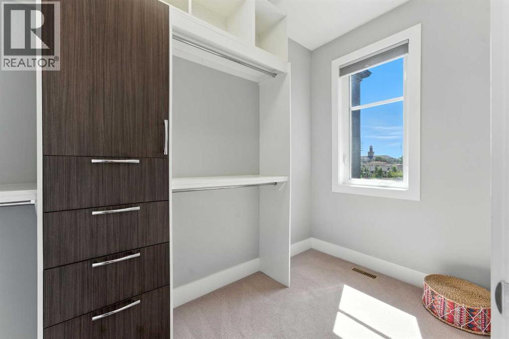 Single Family House for Sale in   Avenue NW Mount Pleasant Calgary 