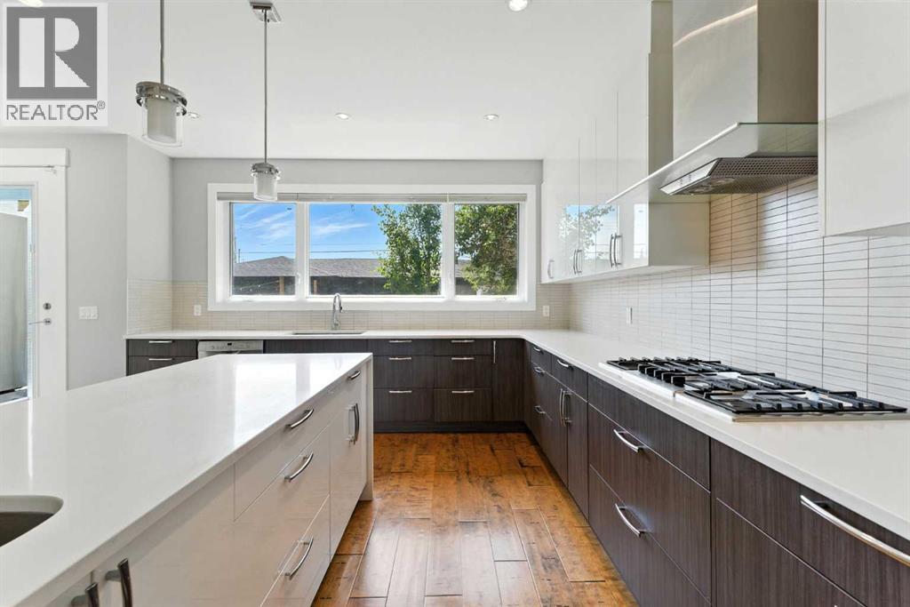 Single Family House for Sale in   Avenue NW Mount Pleasant Calgary 