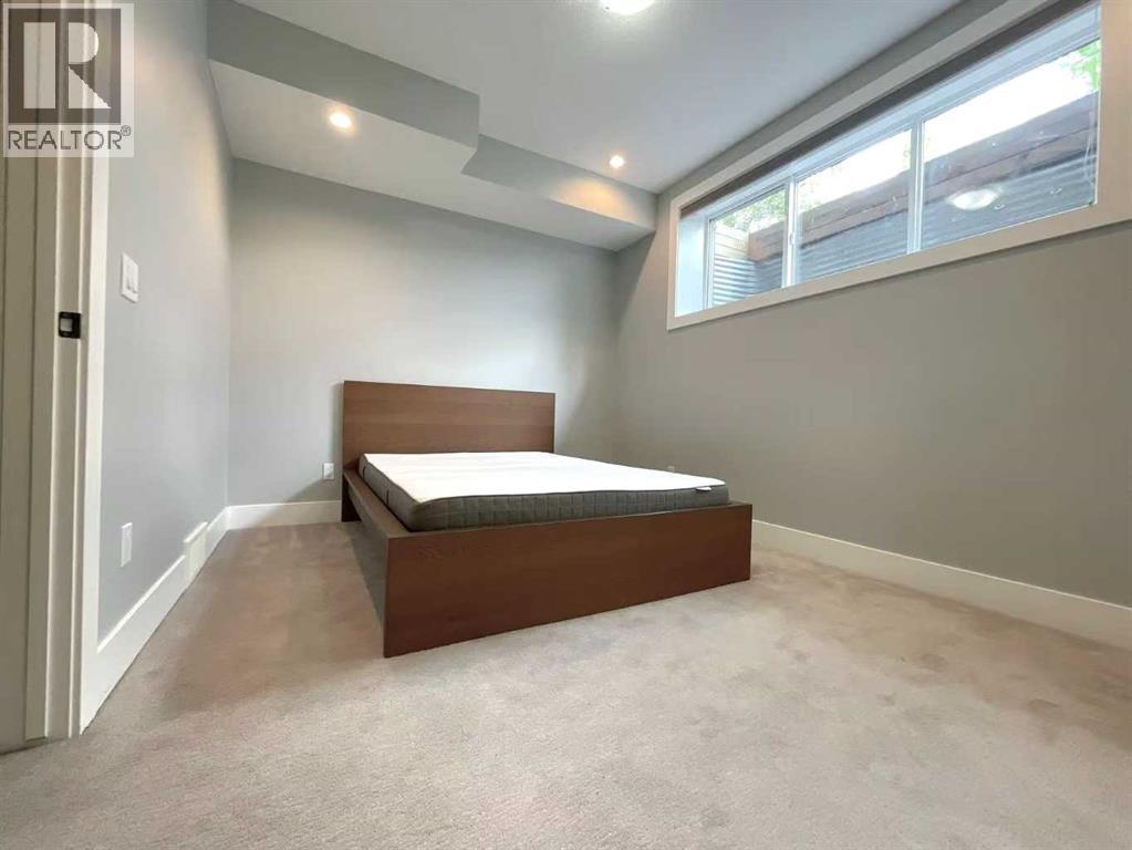 Single Family House for Sale in   Avenue NW Mount Pleasant Calgary 