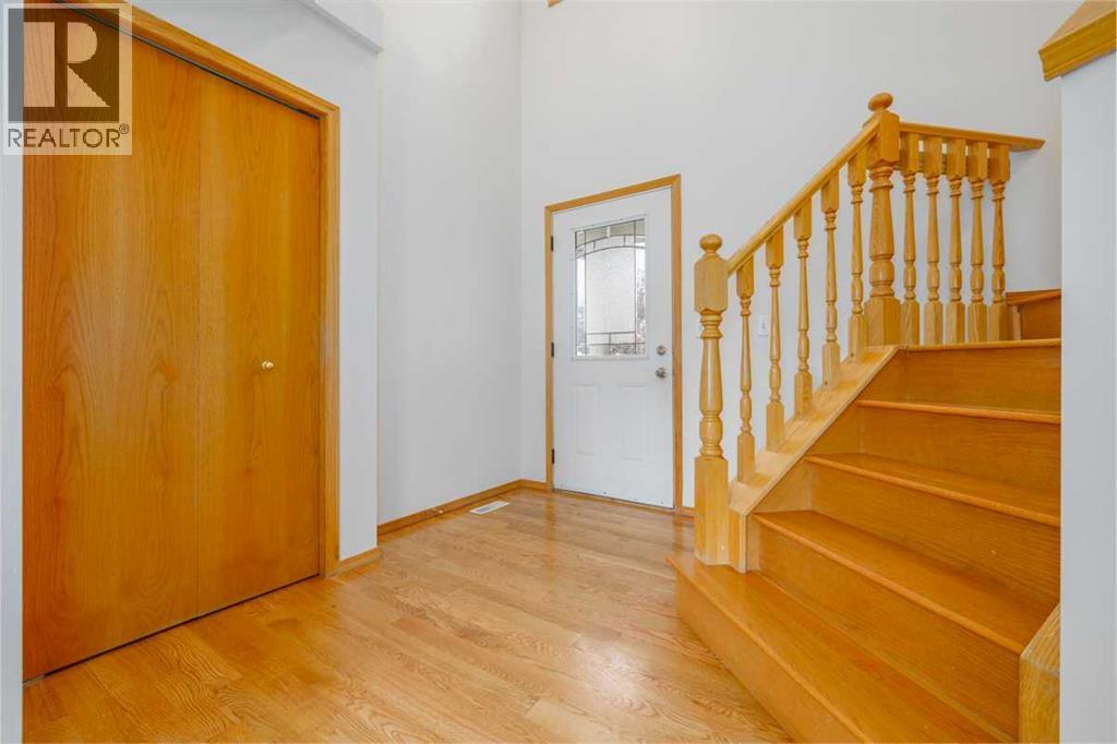 Single Family House for Sale in  Saddlehorn Drive NE Saddle Ridge Calgary 