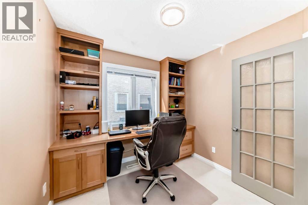 Single Family House for Sale in  Scenic View Close NW Scenic Acres Calgary 