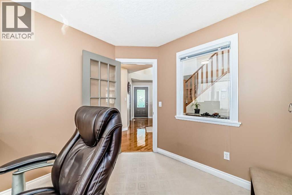 Single Family House for Sale in  Scenic View Close NW Scenic Acres Calgary 