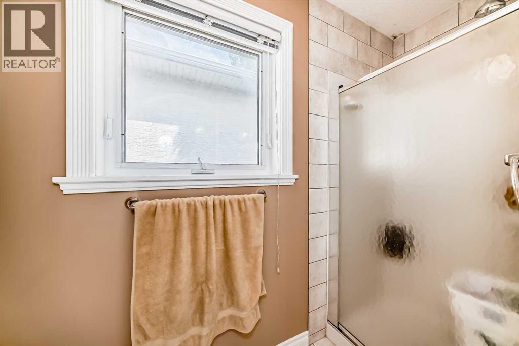 Single Family House for Sale in  Scenic View Close NW Scenic Acres Calgary 