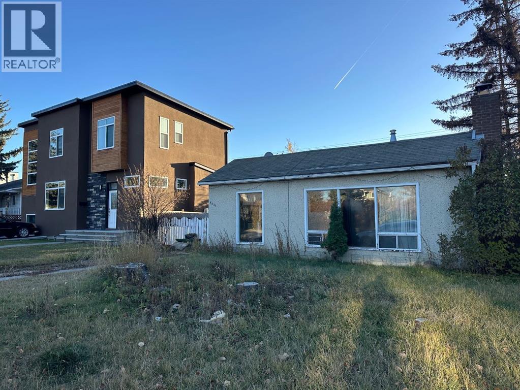Single Family House Bungalow for Sale in  Bow Crescent NW Bowness Calgary 