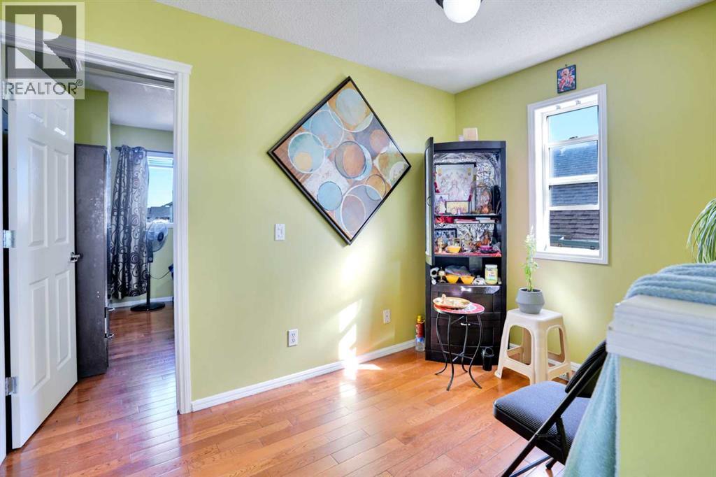 Single Family House for Sale in  Taralea Gardens NE Taradale Calgary 