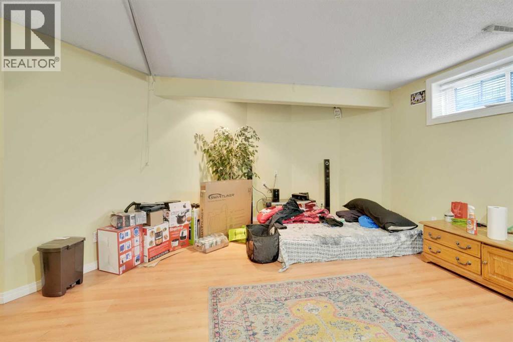 Single Family House for Sale in  Taralea Gardens NE Taradale Calgary 