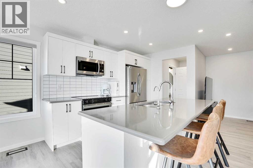 Single Family House for Sale in  Yorkville Boulevard SW Yorkville Calgary 