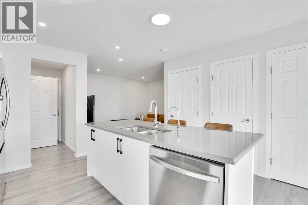 Single Family House for Sale in  Yorkville Boulevard SW Yorkville Calgary 