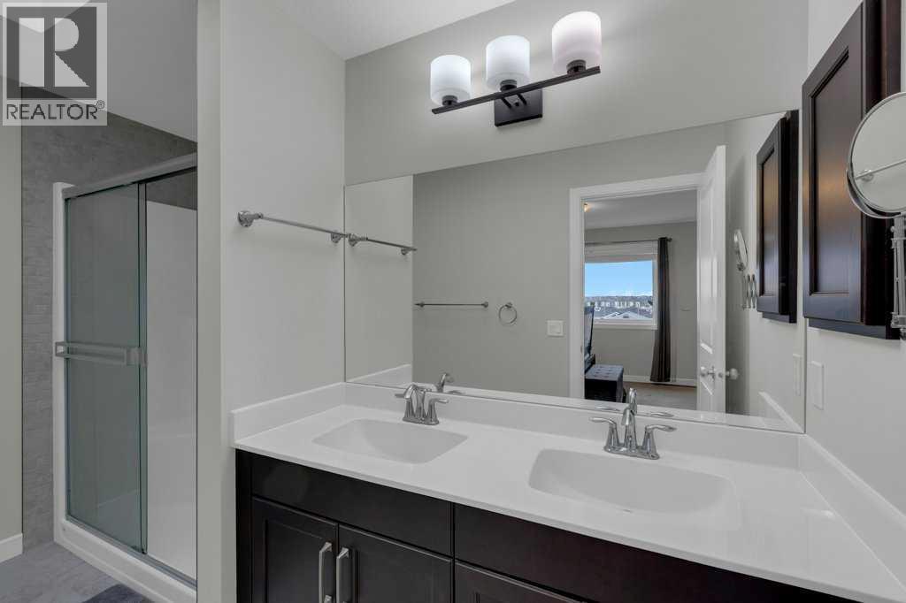 Single Family House for Sale in  Evanscrest Terrace NW Evanston Calgary 