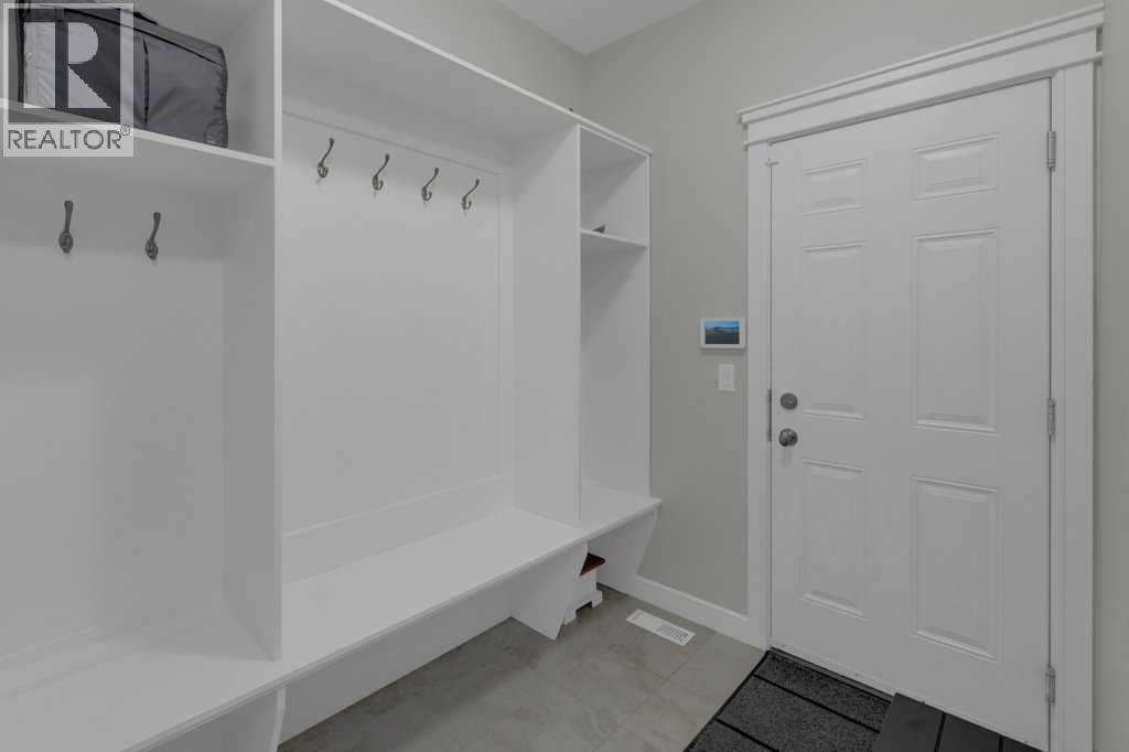 Single Family House for Sale in  Evanscrest Terrace NW Evanston Calgary 