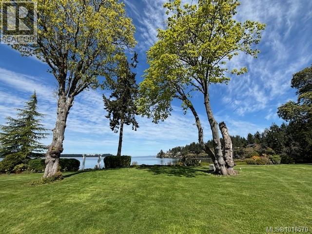 717 1600 Stroulger Rd, Nanoose Bay