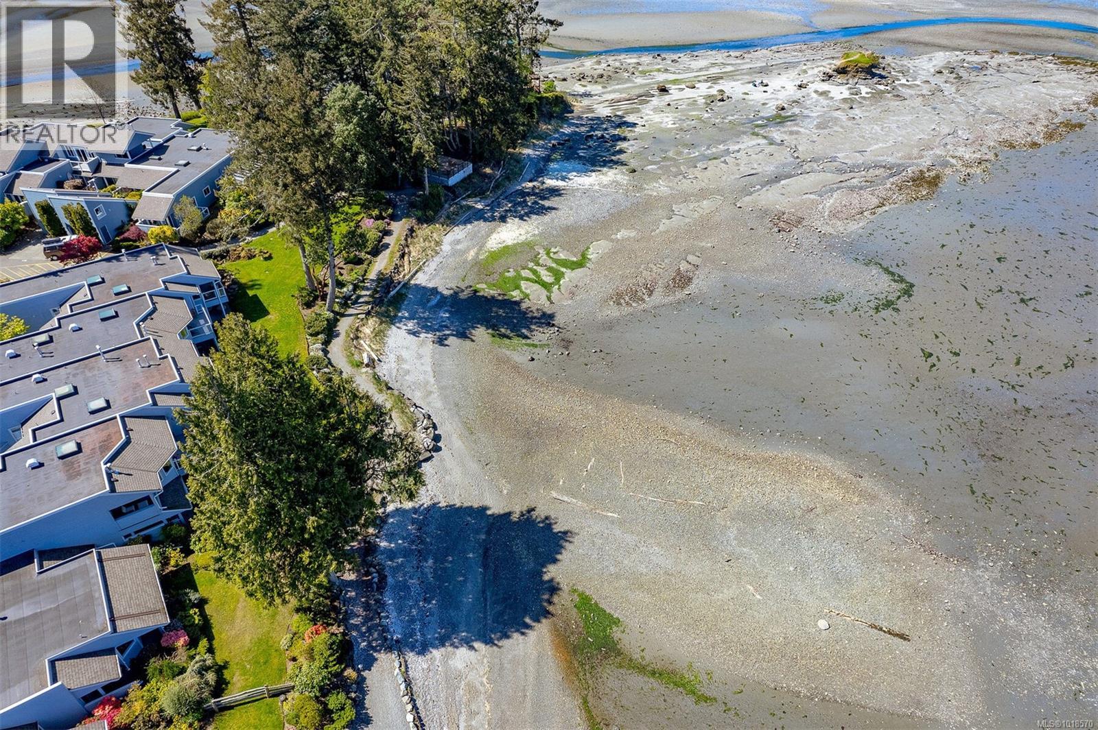 717 1600 Stroulger Rd, Nanoose Bay