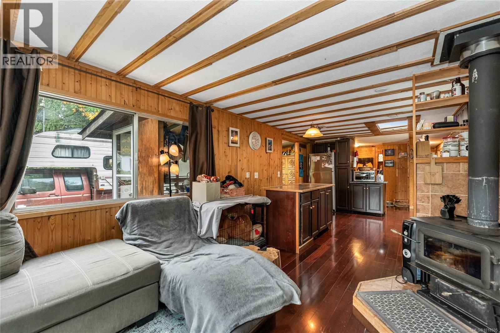 #1 2670 SOOKE RIVER RD - 4