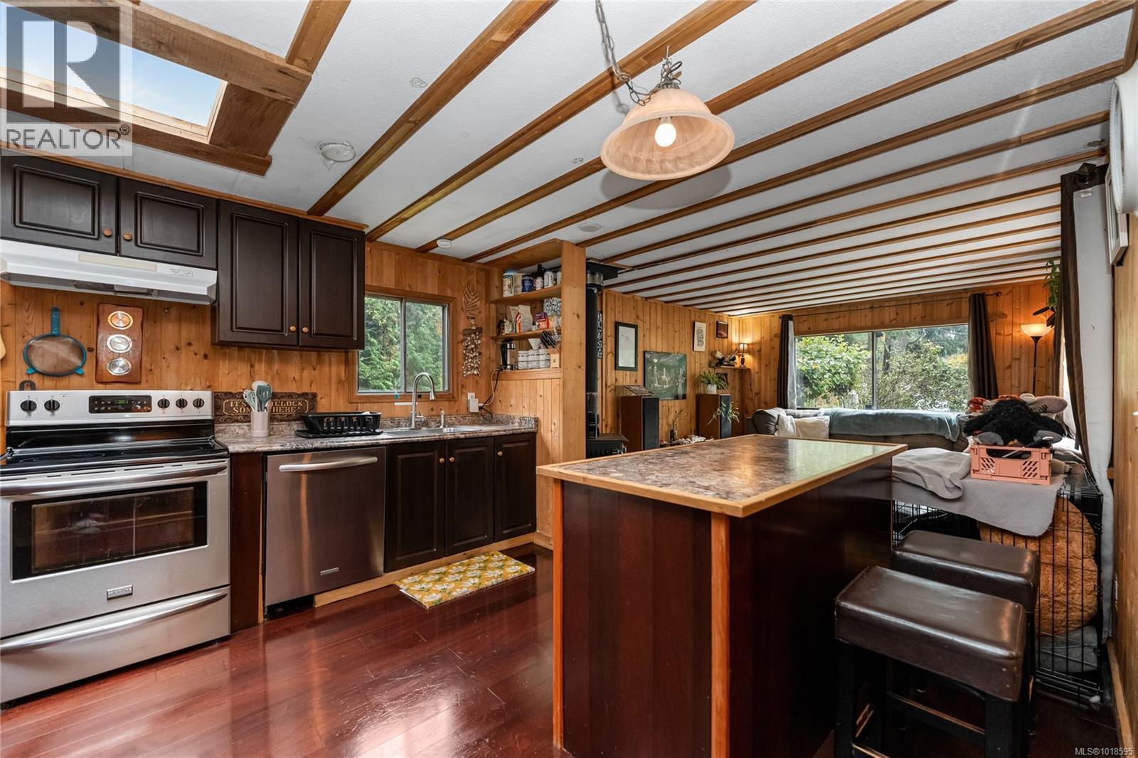 #1 2670 SOOKE RIVER RD - 8