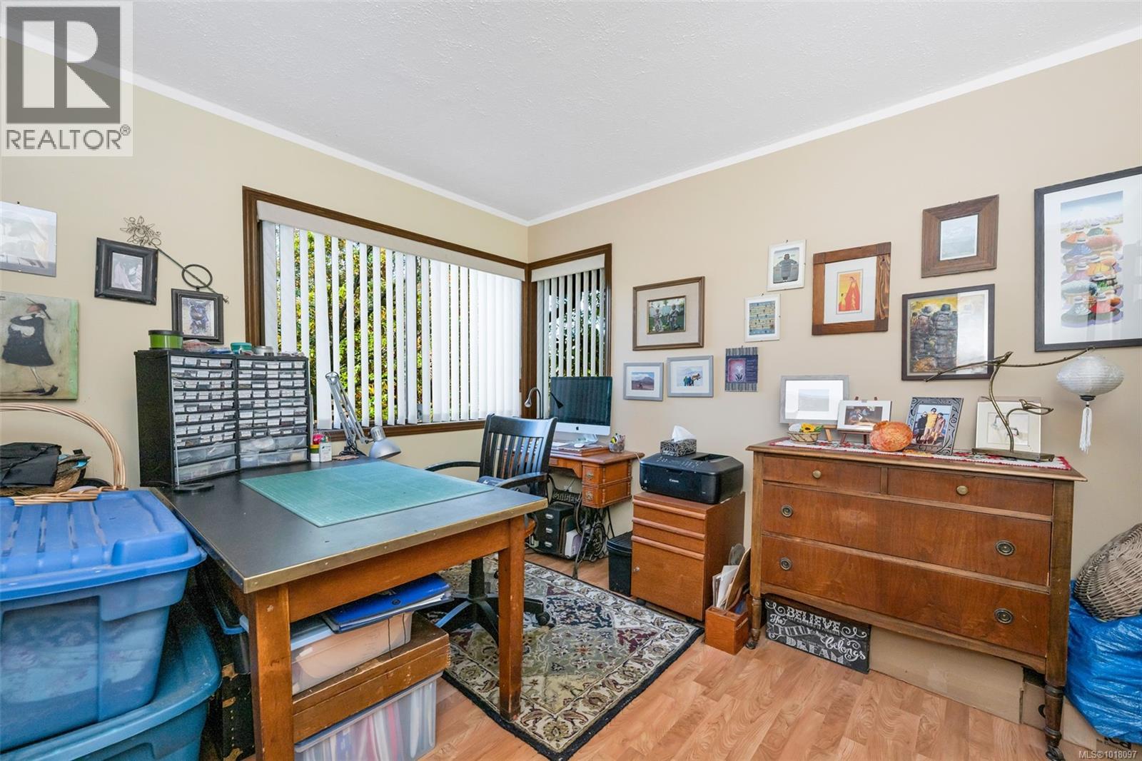 277 MALIVIEW DR - 11