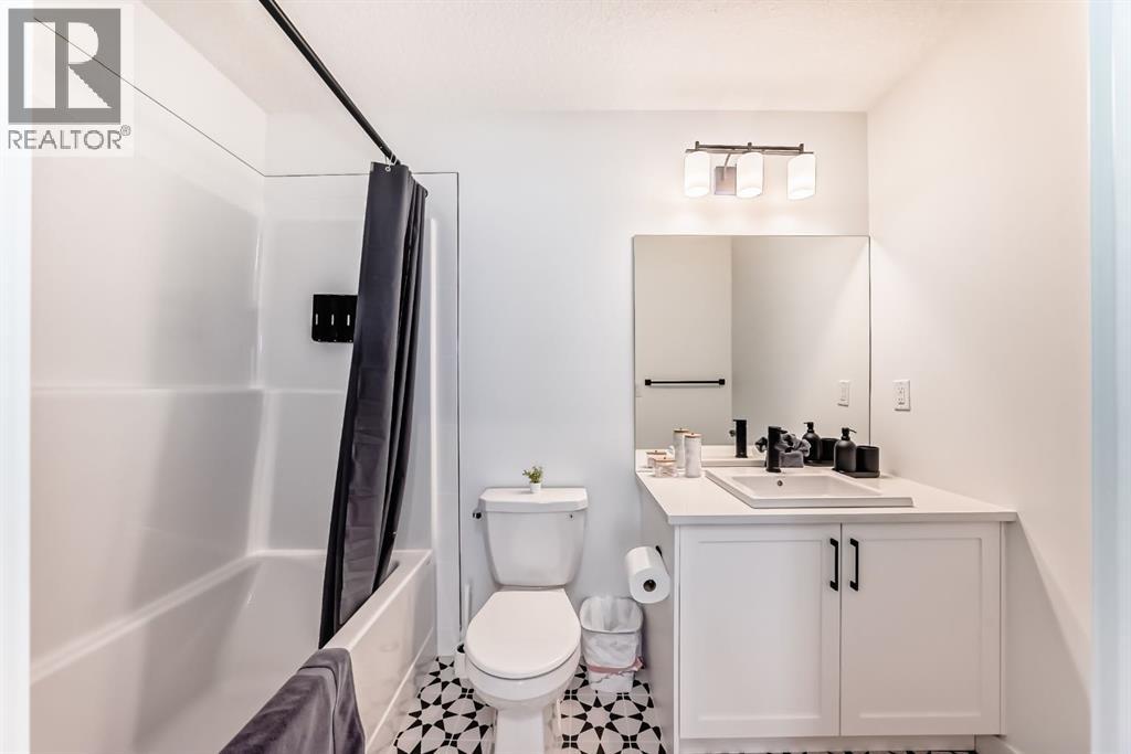 Single Family House for Sale in    Street SW Springbank Hill Calgary 