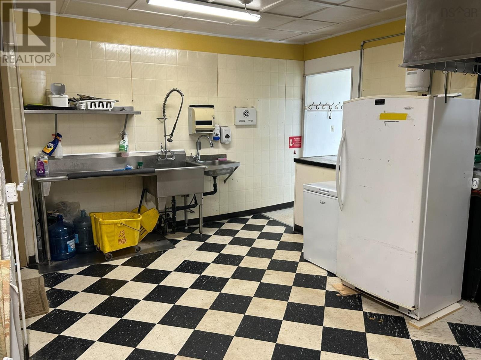 Property 2 of 35 of 2656 HIGHWAY 376