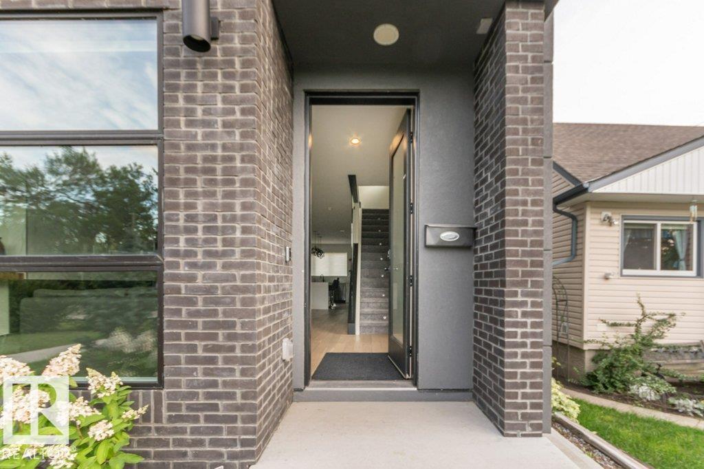 11441 74 AV NW, Edmonton