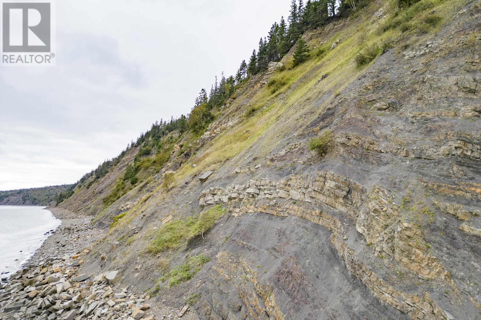 Property 15 of 19 of Lot 631 West Bay Road