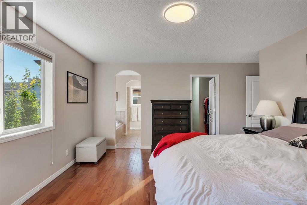 Single Family House for Sale in  Arbour Vista Close NW Arbour Lake Calgary 