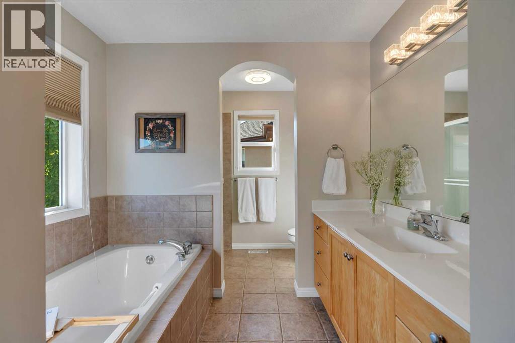 Single Family House for Sale in  Arbour Vista Close NW Arbour Lake Calgary 