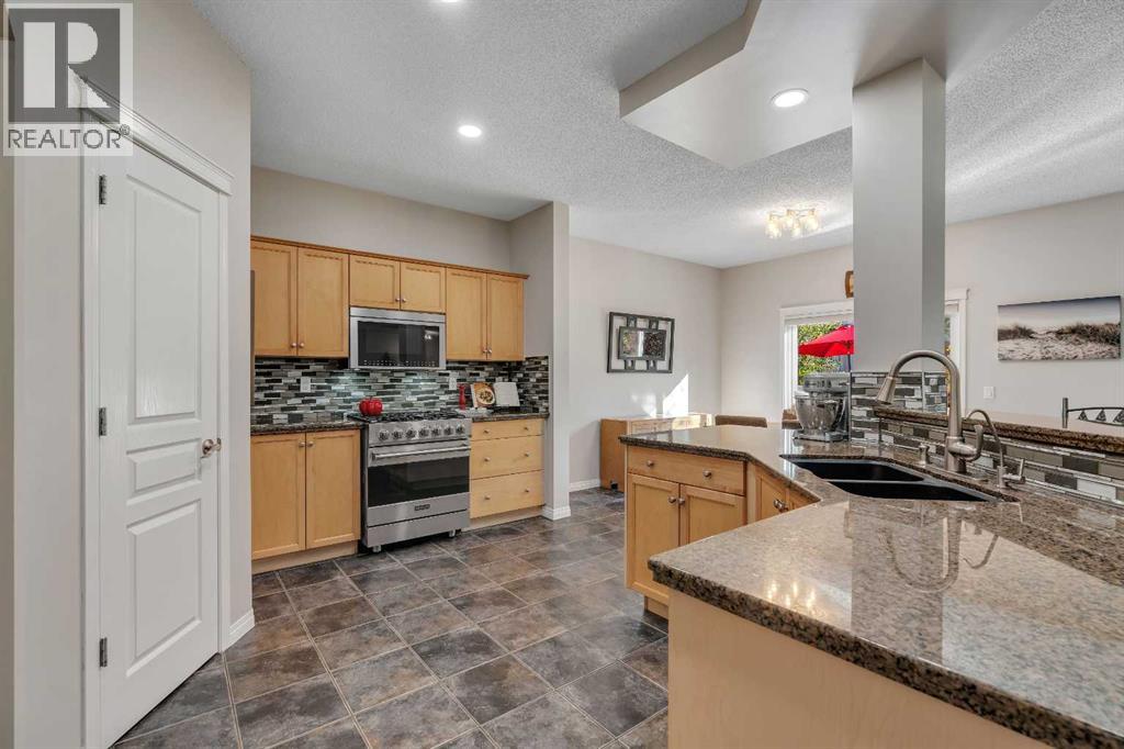 Single Family House for Sale in  Arbour Vista Close NW Arbour Lake Calgary 