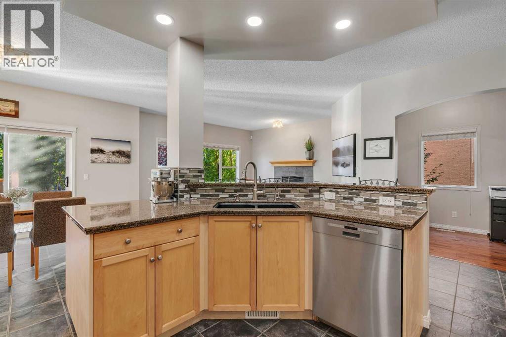 Single Family House for Sale in  Arbour Vista Close NW Arbour Lake Calgary 