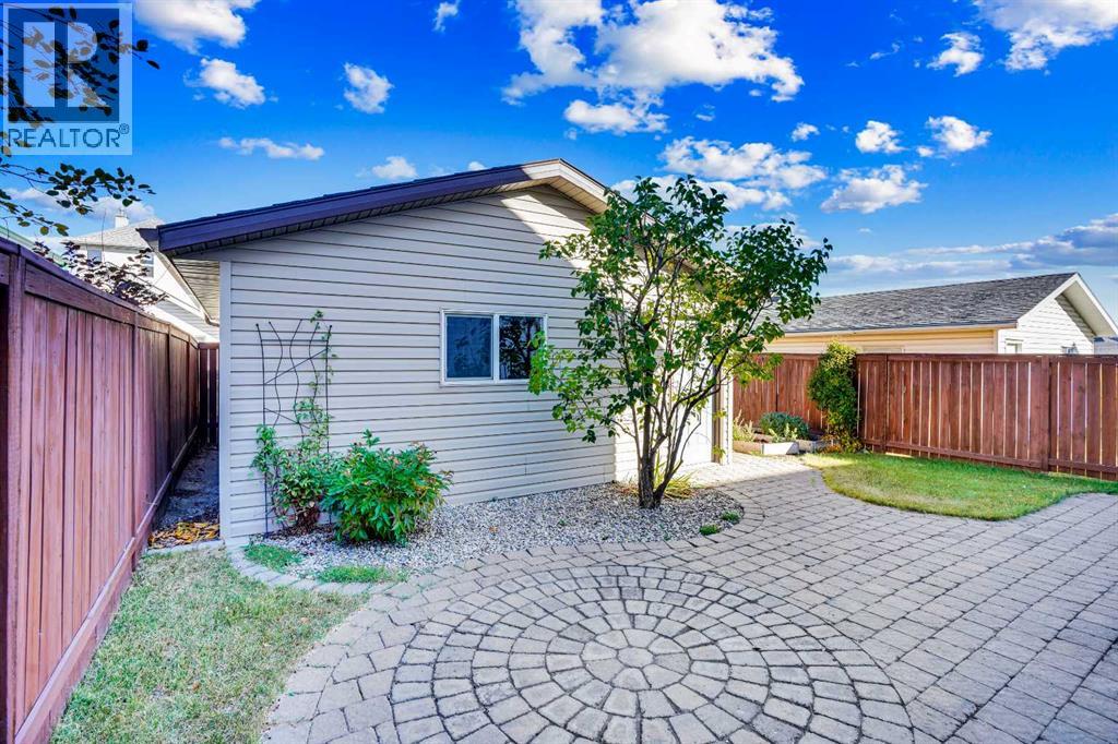 307 Arbour Grove Close NW, Calgary, Alberta